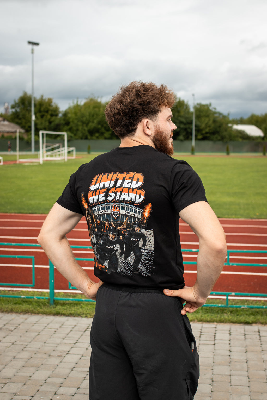 T-shirt United We Stand Black