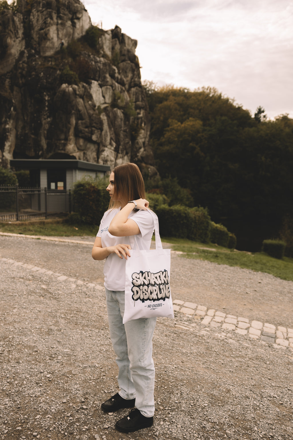 Shopper White